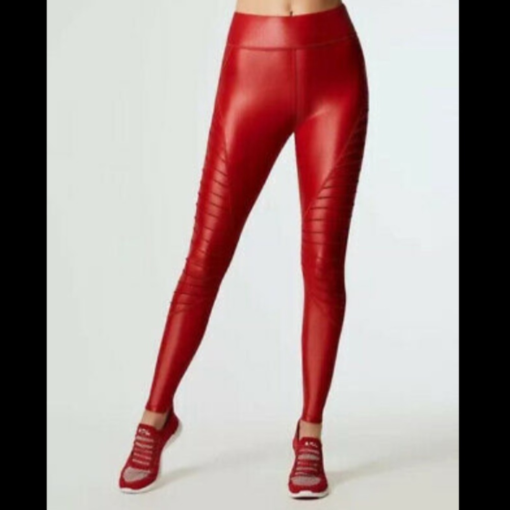 Carbon38 Red Takara Moto Shiny Leggings Small